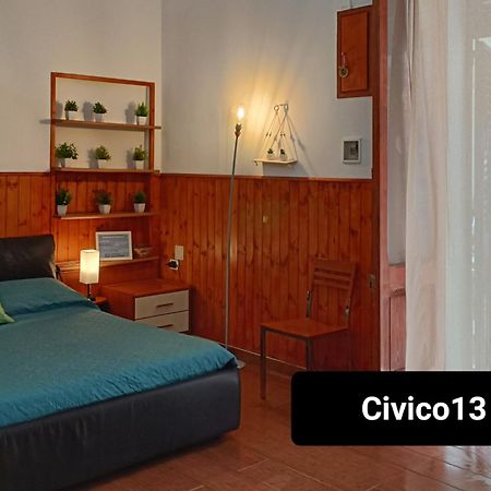 Civico 13 Apartment Brindisi Bagian luar foto